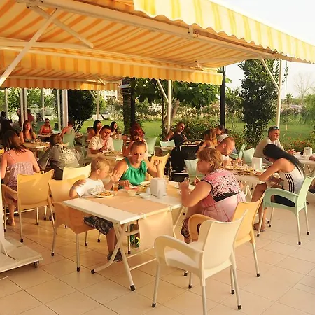 Aral Hotel Side